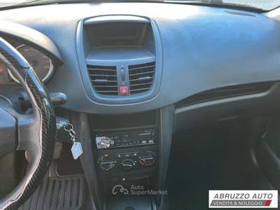 Peugeot 207 HDi 70CV 3p. XS Easy Bianco usata Città Sant'Angelo