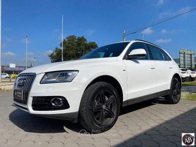 Audi Q5  2.0 TDI 177 CV quattro S tr. Bianco usata Latina