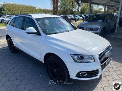 Audi Q5  2.0 TDI 177 CV quattro S tr. Bianco usata Latina