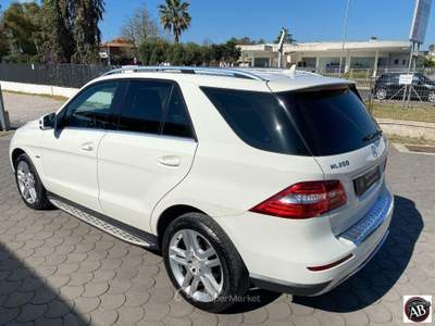 Mercedes-Benz Classe G 250 BlueTEC Sport Bianco usata Latina