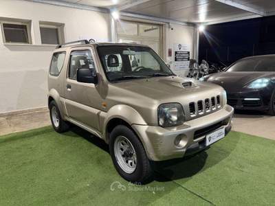 Suzuki Jimny  1.5 ddis td 4wd Oro usata Spigno Saturnia