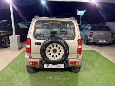 Suzuki Jimny  1.5 ddis td 4wd Oro usata Spigno Saturnia