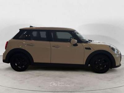 MINI Cooper Mini IV F55 2021 5p 5p 1.5 Classic auto Beige usata Milano