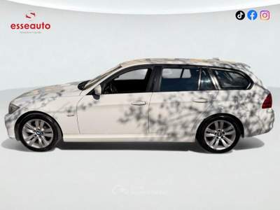 BMW Serie 3 320i 320i cat Touring Attiva Bianco usata PISTOIA