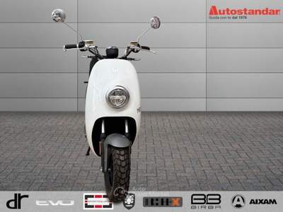 XEV Kitty  Bianco usata Torino