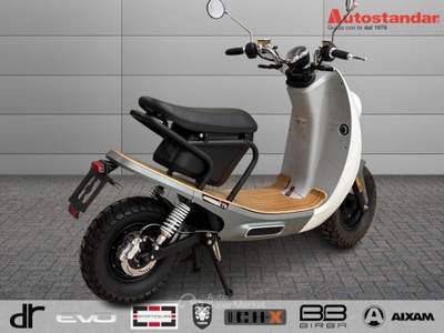 XEV Kitty  Bianco usata Torino