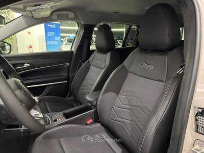 Jeep Avenger Avenger 1.2 turbo Summit fwd 100cv Grigio usata Piombino Dese