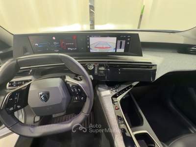 Peugeot 5008 5008 1.2 hybrid Allure 145cv 7p.ti e-dcs6 Bianco usata Piombino Dese
