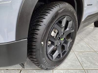 Jeep Avenger Avenger 1.2 turbo e-hybrid Upland 4xe 136cv edct6 Grigio usata Piombino Dese
