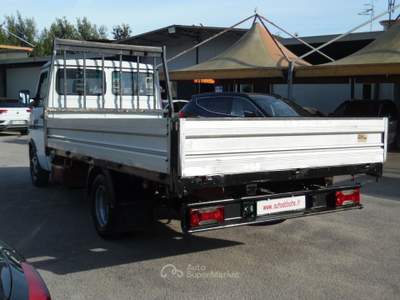 Iveco Daily 35.12 TDI PASSO LUNGO Bianco usata Qualiano