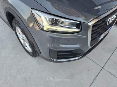 Audi Q2 S tronic Business Grigio usata Brusciano