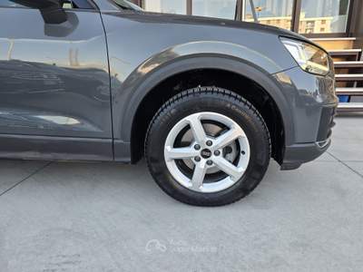 Audi Q2 S tronic Business Grigio usata Brusciano