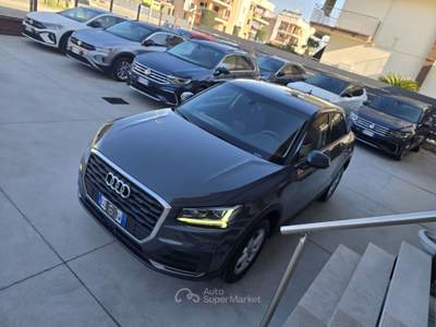 Audi Q2 S tronic Business Grigio usata Brusciano