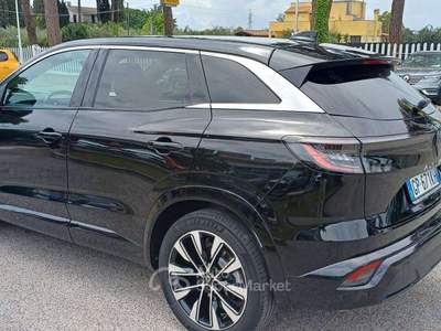 Renault Austral Austral 2023 1.2 E-Tech full hybrid Techno 200cv auto Nero usata Velletri