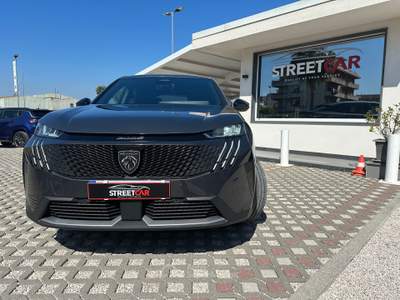 Peugeot 3008 Benzina-Hybrid 136 CV e-DCS7 Allure Grigio usata Sant'Anastasia