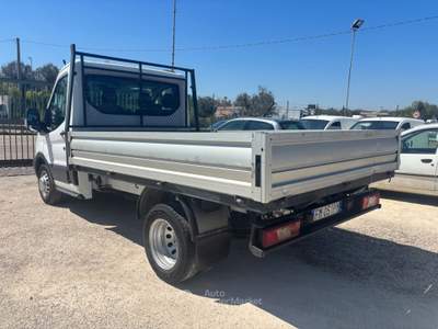 Ford Transit cassone fisso - 2017 - 2.0 usata San Michele Salentino