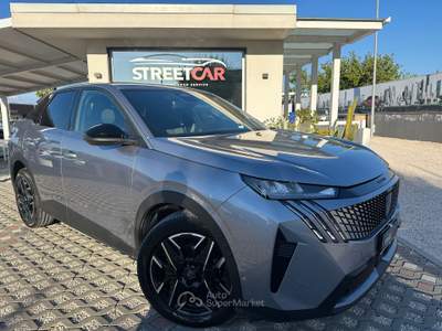 Peugeot 3008 benzina-Hybrid 136 CV e-DCS7 Allure Essence Argento usata Sant'Anastasia