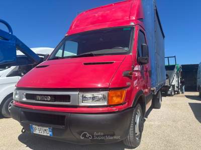 Iveco Daily 35c13 centinato - 2000 - 210000 km usata San Michele Salentino