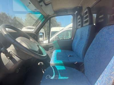 Iveco Daily 35c13 centinato - 2000 - 210000 km usata San Michele Salentino