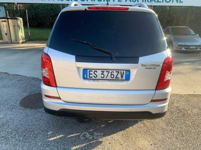 SsangYong Rexton W , 7 posti, solo 2 proprietari, Finanziabile Argento usata Ozzano dell'Emilia