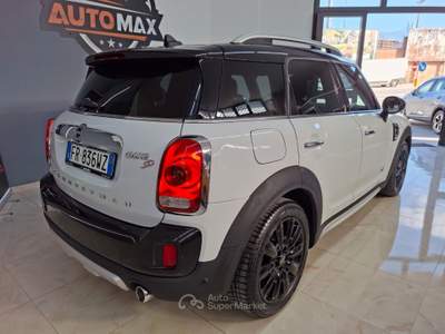 MINI Cooper 2.0 SD Countryman 190cv Boost 2018 Bianco usata Cerignola