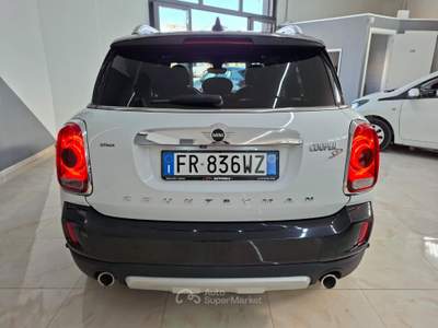 MINI Cooper 2.0 SD Countryman 190cv Boost 2018 Bianco usata Cerignola