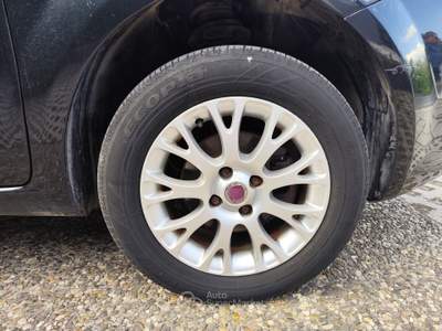 Fiat Punto Evo Punto Evo 1.4 5 porte Active Natural Power Nero usata Pompei