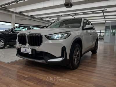 BMW X1 sDrive 18i-Gancio traino elettrico-sed risc-ecc.. Bianco usata Vignola
