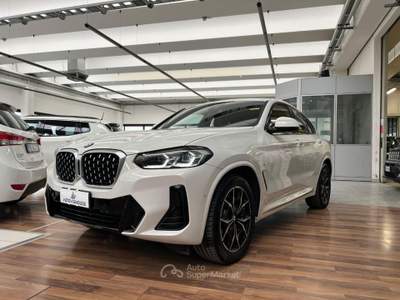 BMW X4 xDrive20i Mhev 48V Msport -NAVI,RETROCAM Bianco usata Vignola