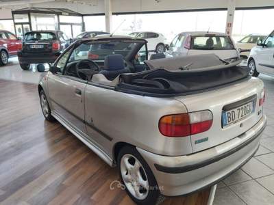 Fiat Punto 1ª serie 60 cat Cabrio  Argento usata Vignola