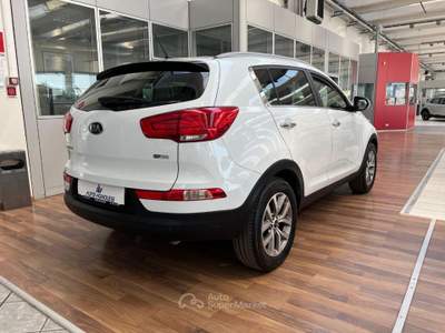 Kia Sportage 1.6 ECO GPL+ 2WD Cool Bianco usata Vignola