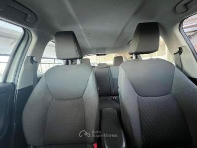 Toyota Yaris 1.5 Hybrid 5 porte BS- Retrocamera-Navi-ClAut-sed  Bianco usata Vignola