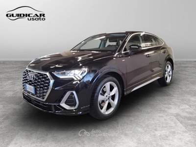 Audi Q3 35 2.0 TDI S line Edition S tronic Nero usata Lucca