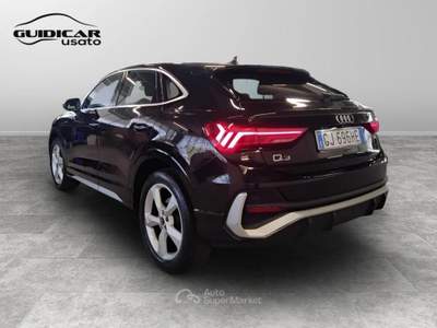 Audi Q3 35 2.0 TDI S line Edition S tronic Nero usata Lucca