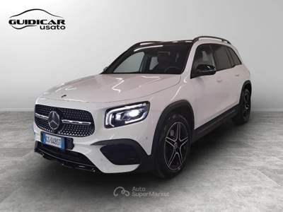 Mercedes-Benz Classe GLB 200 D Premium 8G-DCT Bianco usata Lucca