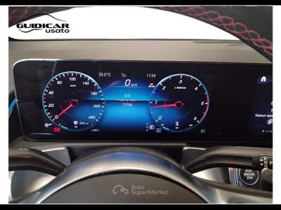 Mercedes-Benz Classe GLB 200 D Premium 8G-DCT Bianco usata Lucca