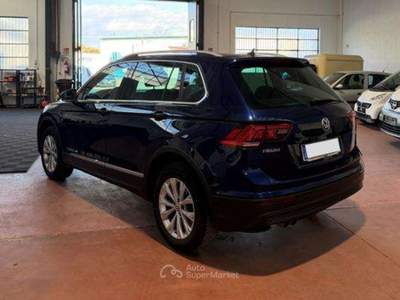 Volkswagen Tiguan Tiguan II 2016 2.0 tdi Advanced 4motion 150cv dsg usata Paderno Dugnano
