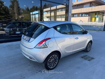 Lancia Ypsilon Lancia ypsilon 1.3 MJT usata Teramo