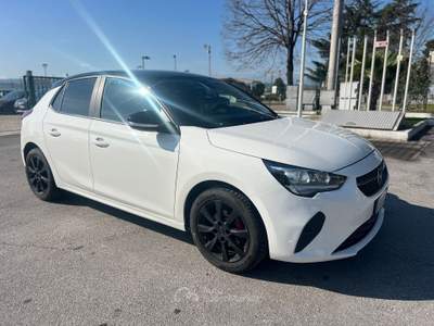 Opel Corsa bicolore Bianco usata ROSETO DEGLI ABRUZZI
