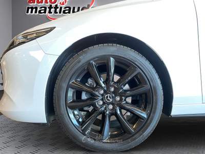 Mazda 3 3 5p 2.5 m-hybrid Homura 140cv Bianco usata Cuneo