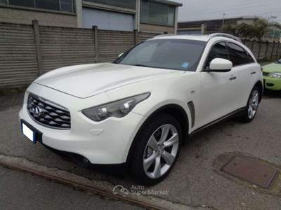 Infiniti FX 30d S Premium *TAGLIANDATA* *FINANZIABILE* Bianco usata San Giuliano Milanese