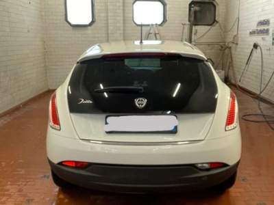 Lancia Delta 1.6 MJT Gold Bianco usata Casteggio