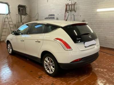 Lancia Delta 1.6 MJT Gold Bianco usata Casteggio