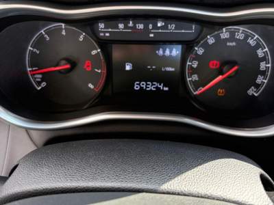 Opel Karl Opel Karl Cosmo 1.0 Benzina 75cv Verde usata Pozzuoli