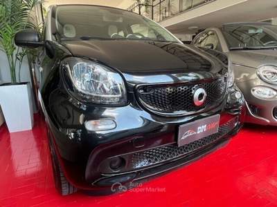 Smart ForFour PASSION FOR FOUR 70 1.0 TETTO PANORAMICO OK NEOPATENTATI Nero usata Pesaro
