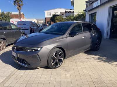 Opel Astra 1.5 Turbo Diesel 130 CV AT8 Elegance Grigio usata Oristano