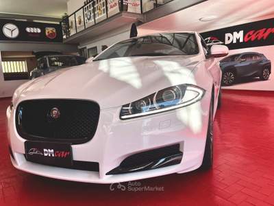 Jaguar XF 2,2 D LUXURY 190CV PELLE TOTALE NAVIGATORE CERCHI CAMBIO AUTOMATICO Bianco usata Pesaro