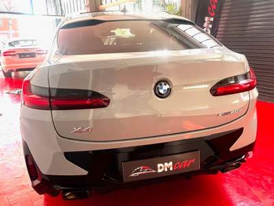 BMW X4 X-DRIVE 2.0d mhev 48V MSPORT TETTO NAVI CERCHI VIRTUAL TELECAMERA 360 GRADI Grigio usata Pesaro