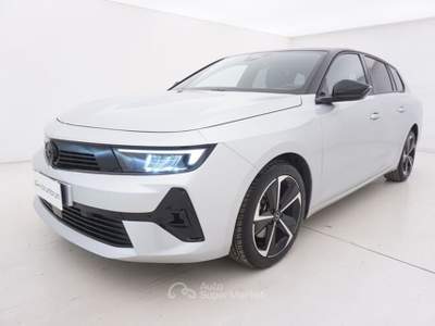 Opel Astra Miglior prezzo garantito e consegna in pochi giorni Argento usata Reggio nell'Emilia