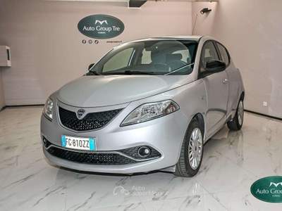 Lancia Ypsilon Ypsilon III 1.2 Platinum ecochic Gpl Argento usata Torino Lancia Ypsilon Ypsilon III 1.2 Platinum ecochic Gpl Argento usata Torino